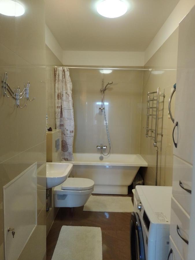 Premium Class Apartment, Free Parking, Maximum 5 Guests, 2 Bedrooms, 3 Beds Rīga Exterior foto